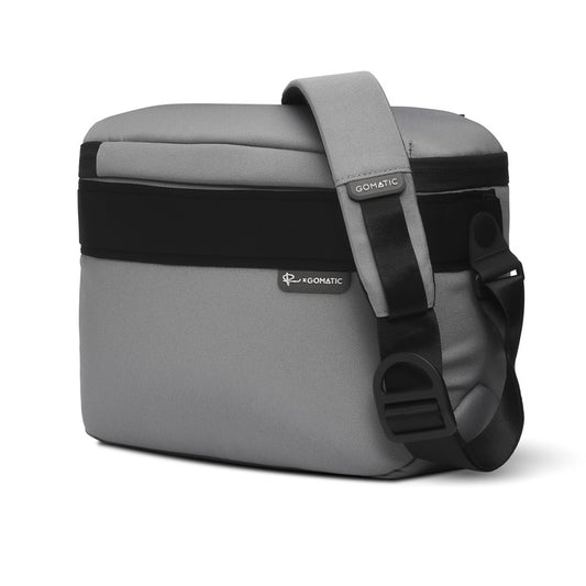 Geantă Foto Gomatic LUMA Camera Sling 12L Stone Gray GOMATIC - Nylon Durabil, Acces Rapid.