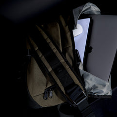Geanta Consul Side Messenger Bag RAL7013 Pentagon Tactical - Securitate și Organizare Inteligentă în Mediul Urban