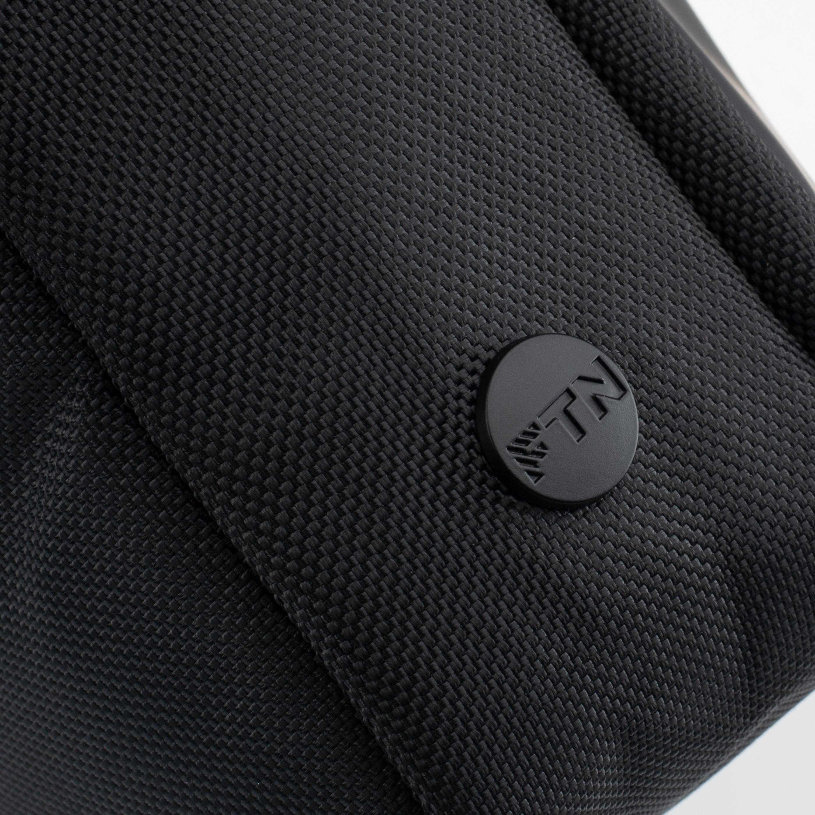 Geantă Crossbody GENTEEL II FITANU - Stil, Organizare, Libertate de Mișcare - 5