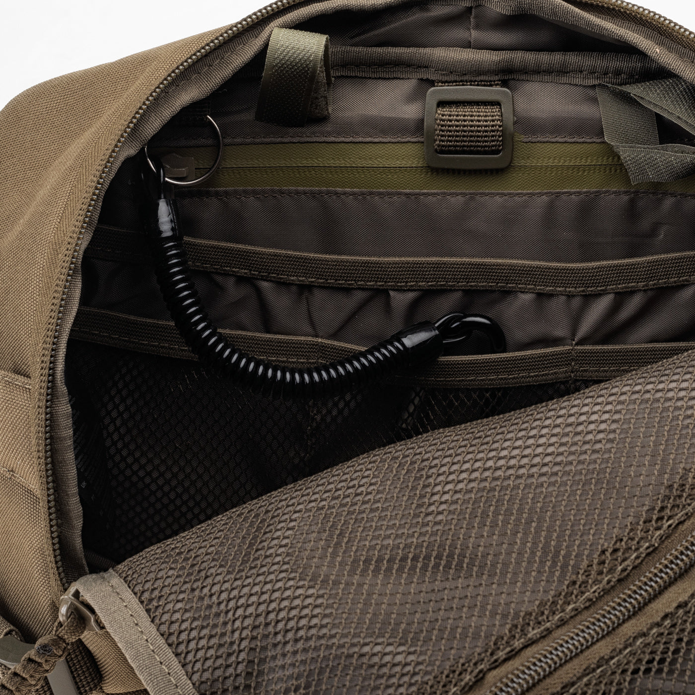 Geantă de Șold MAGNUM LARI 5 - Organizare și Versatilitate - 5