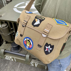 Geantă de Umăr Pukkel WWII Emblems Khaki - Stil Autentic și Durabilitate Militarã