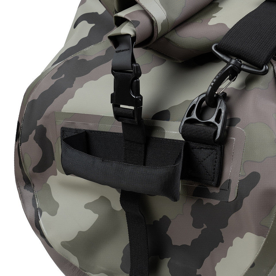 Geantă Deployment TF-2215 Waterproof 90L Woodland - Echipament Uscat Mereu