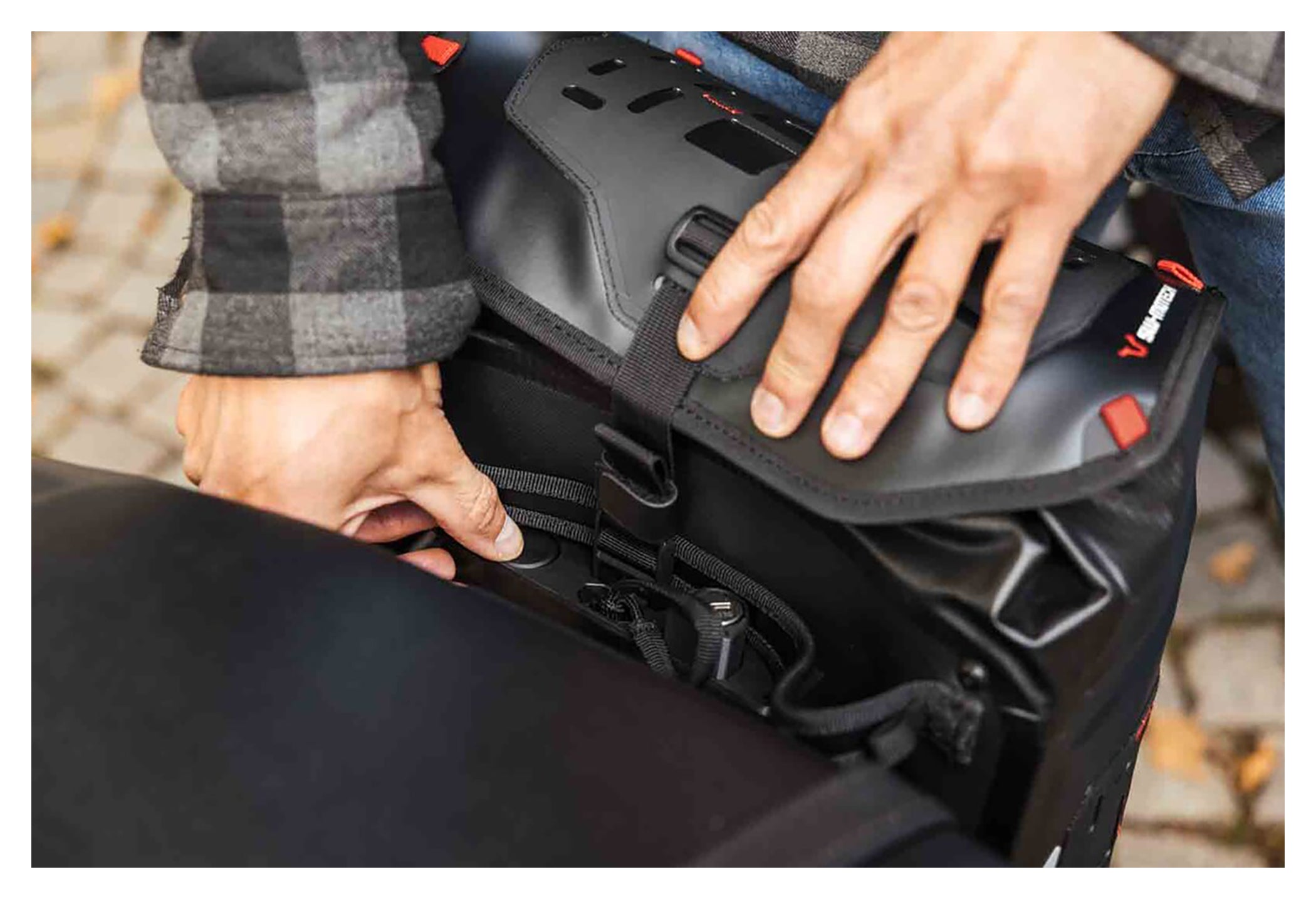 Geantă Laterală Moto WP 11L V-Loc Louis - Impermeabilă, Modulară