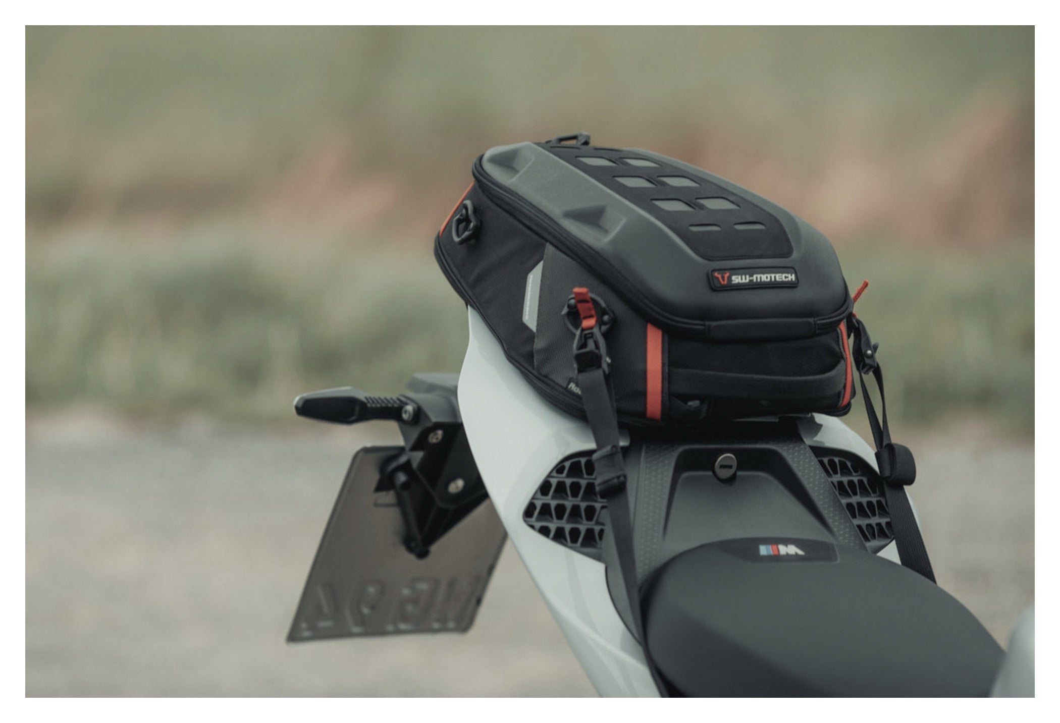Geantă Moto Spate PRO Roadpack SW-Motech 8-14L - Compactă & Versatilă