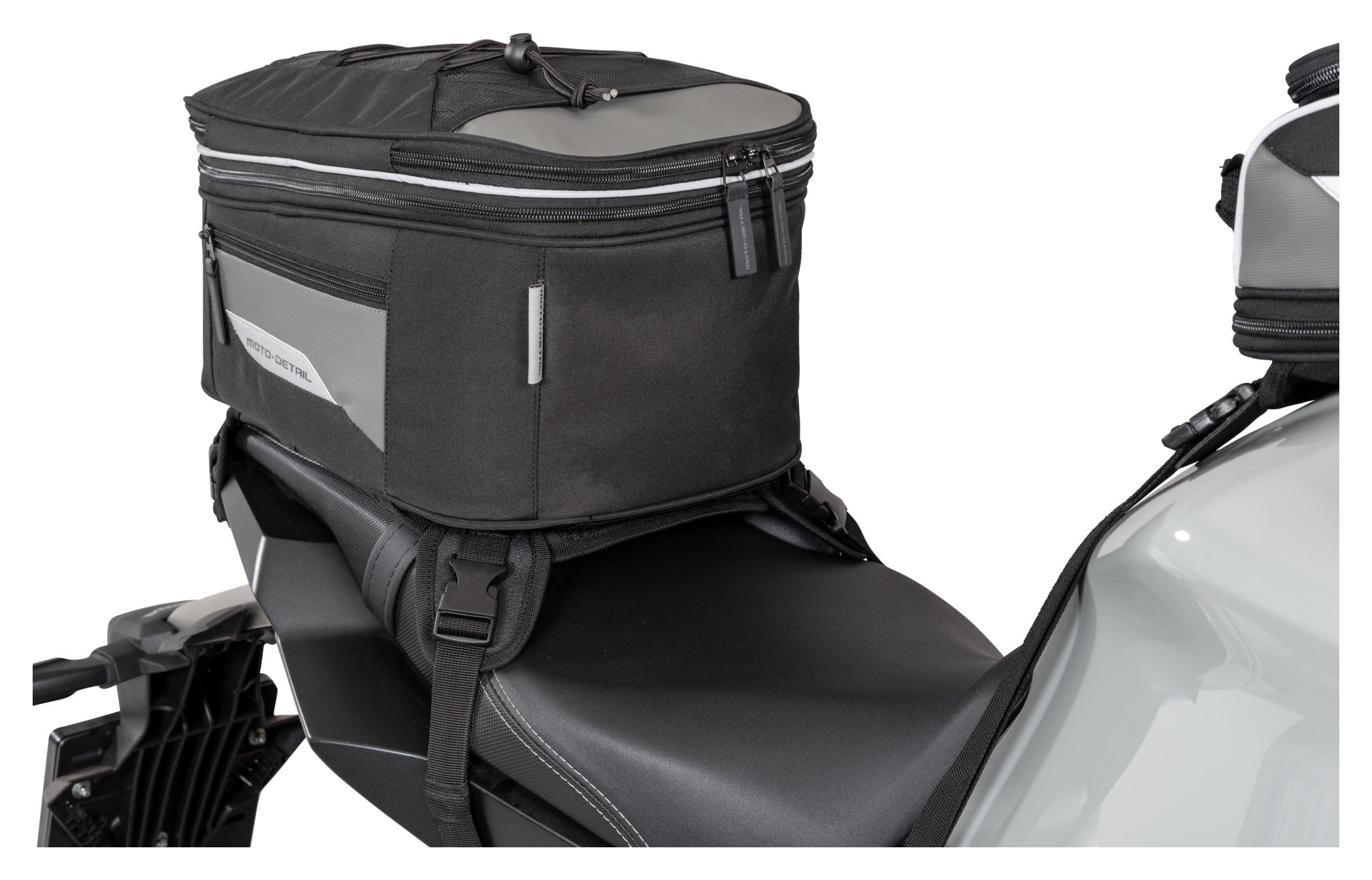 Geantă Spate Moto-Detail 28L - Extensibilă, Rezistentă la Apă