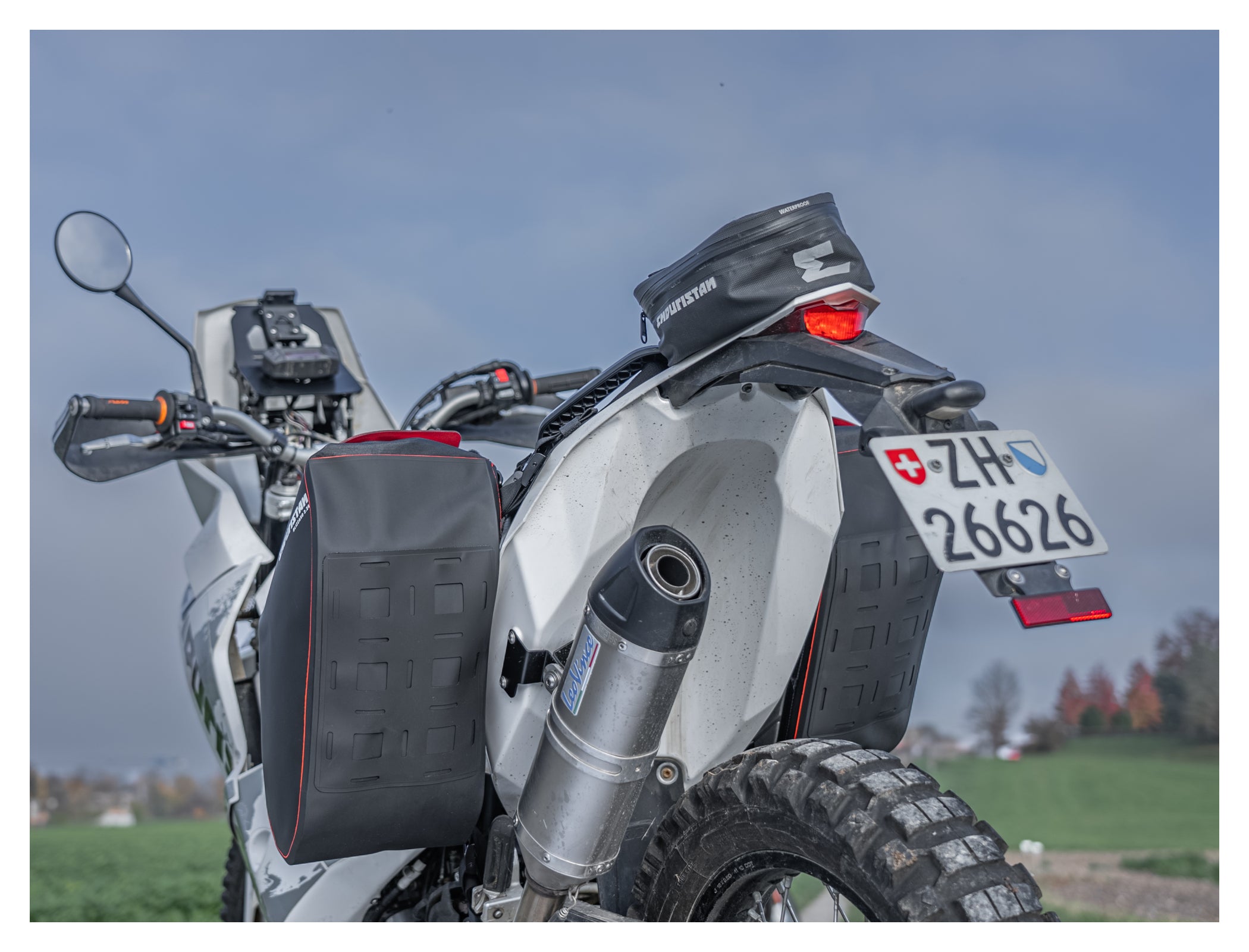 Genți Laterale Moto Blizzard 2.25 Enduristan - Rezistență & Modularitate