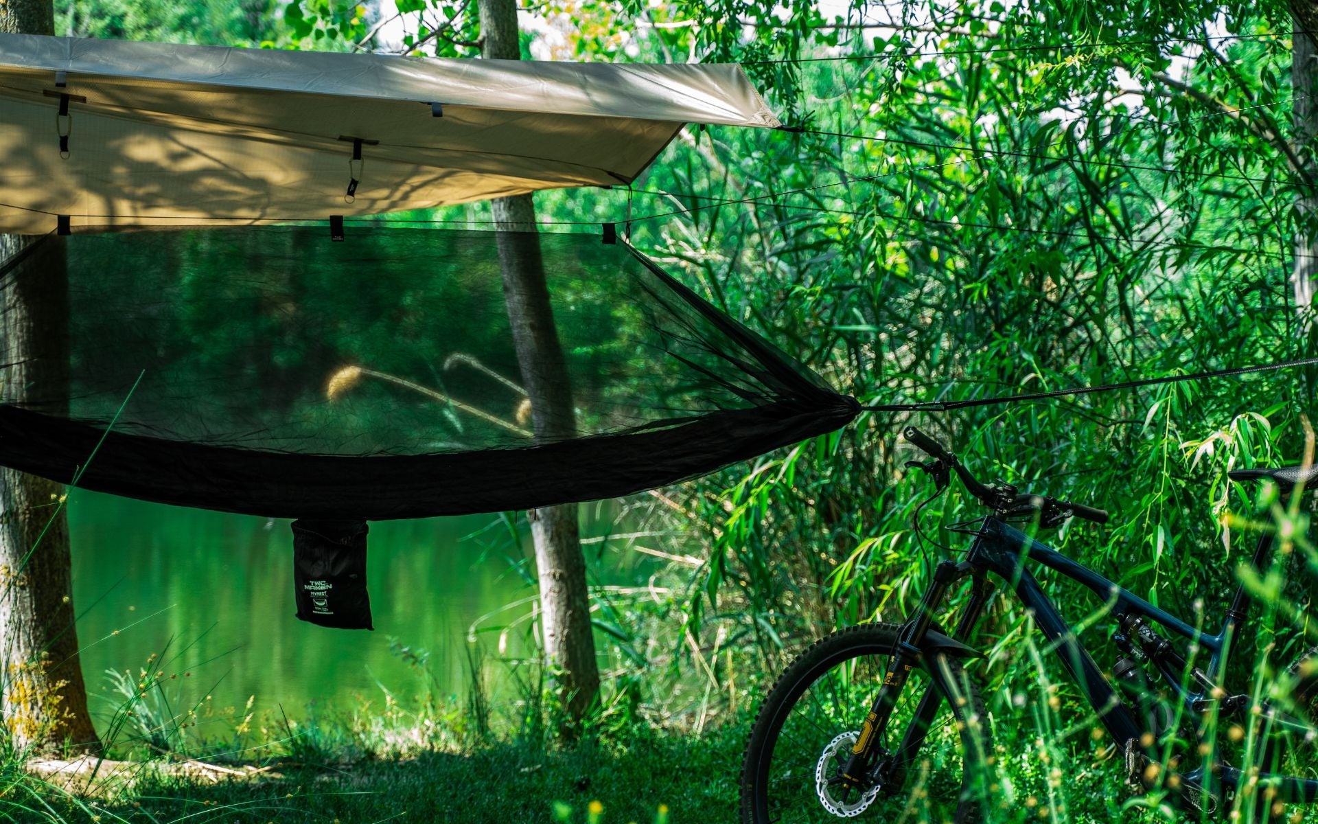 Hamac Mynest Hammock With Net D19025 Black Pentagon Tactical - Confort Superior și Protecție Integrală