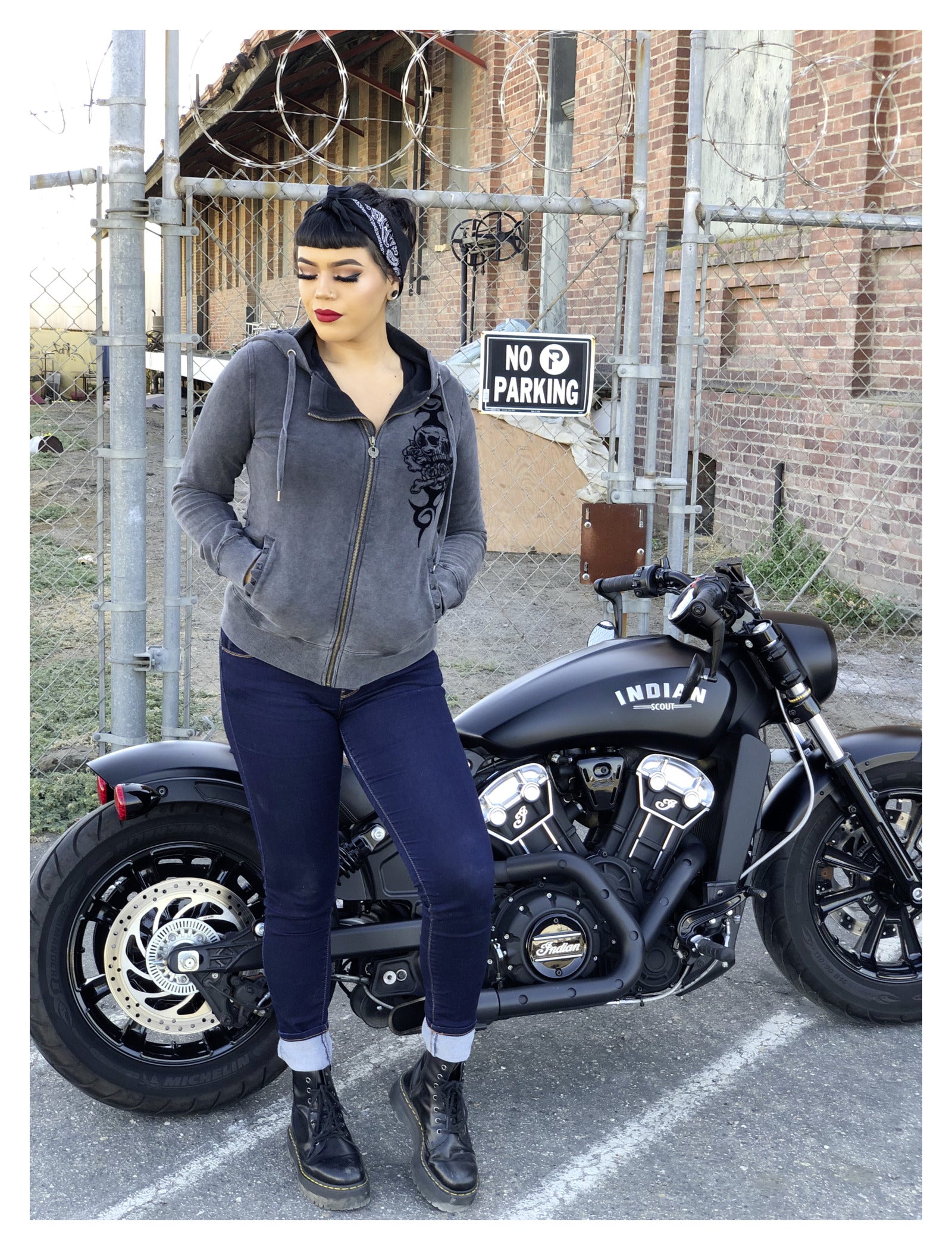 Hanorac Damă Crossbones Lethal Angel - Stil Rebel, Dublu Fermoar