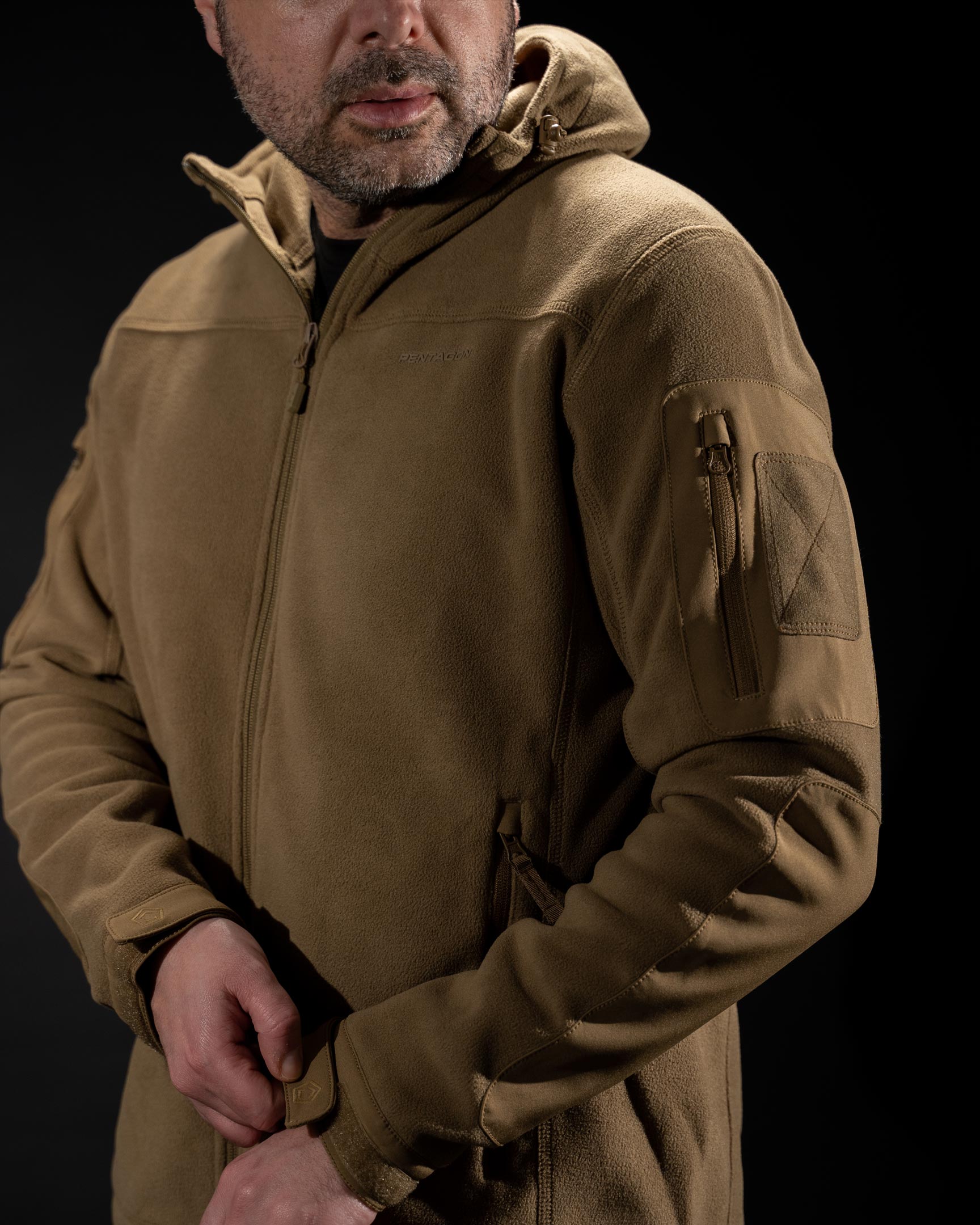 Hanorac Hercules 2.0 Fleece Jacket  Coyote Pentagon Tactical - Căldură și Funcționalitate în Medii Exigente