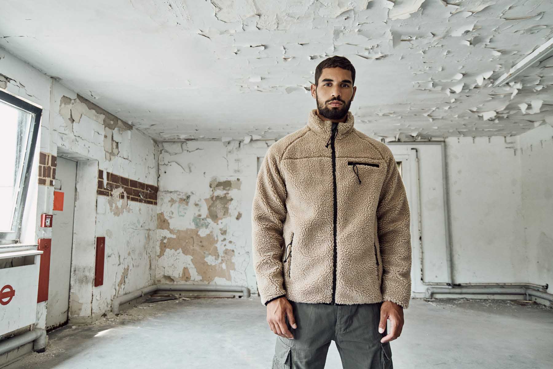 Hanorac Teddyfleece Camel Brandit - Caldura si Stil Autentic
