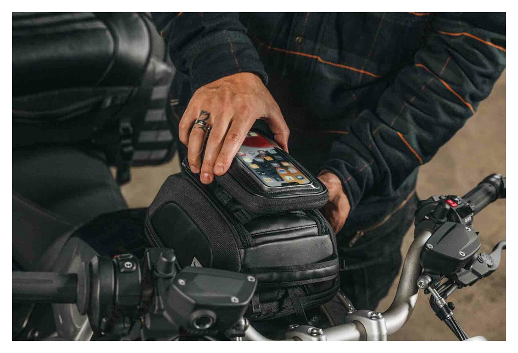 Husă Smartphone Legend Gear LA11 - Retro, Touchscreen 5.5", MOLLE