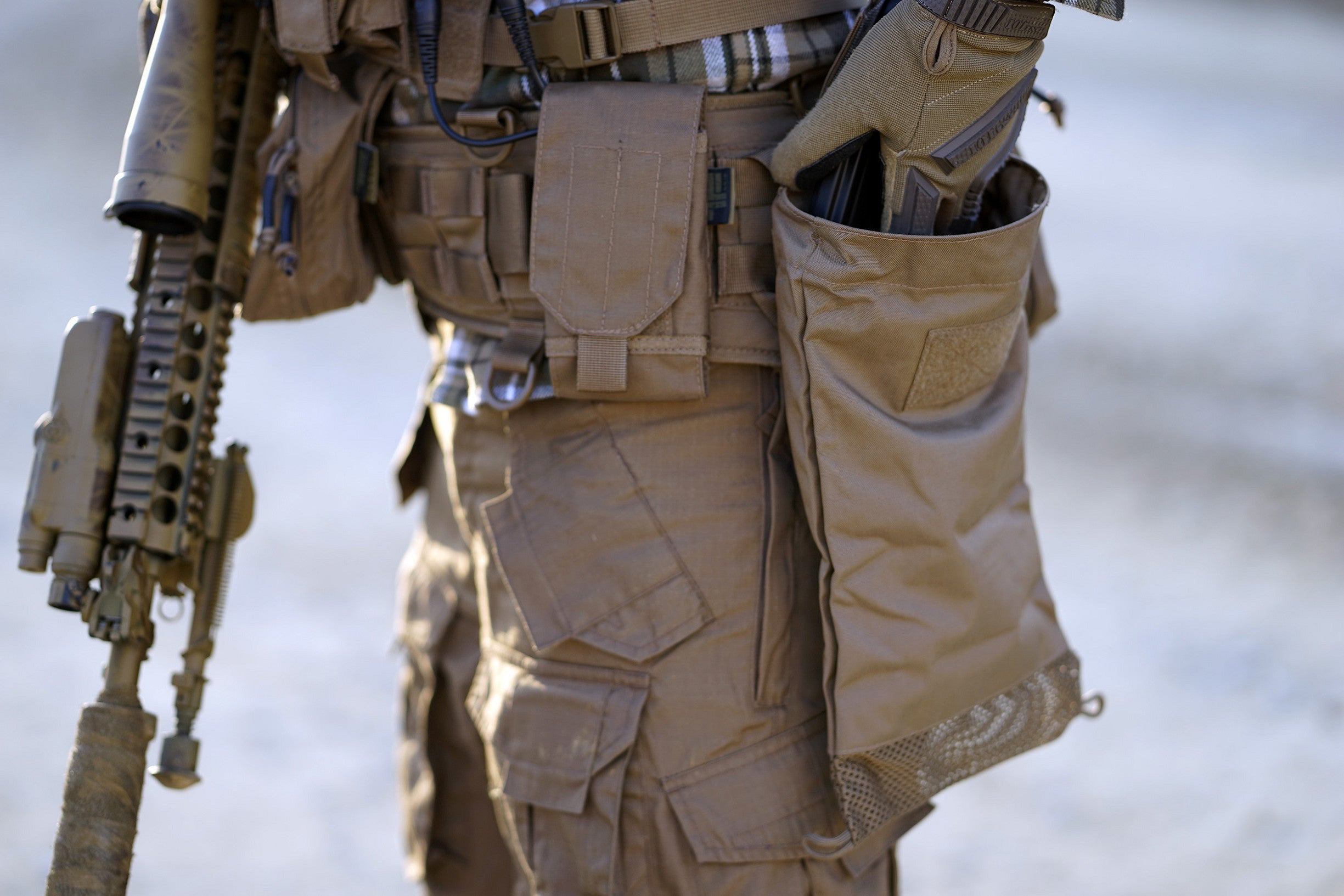 Husă Tactică TF-2215 Dump Pouch #26 Coyote - Acces Rapid, Fără Compromis