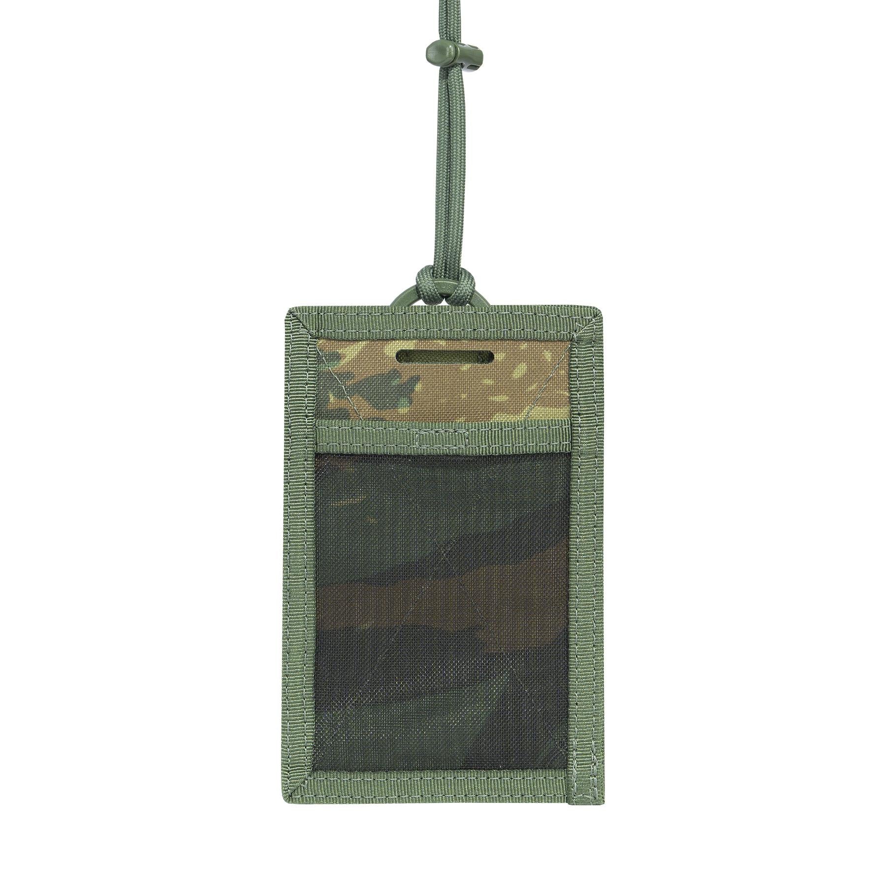 ID Card Holder Pouch Camo -Camo Gr.camo Pentagon Tactical - Versatilitate și Siguranță în orice Misiune