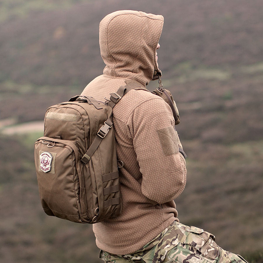 Jachetă Fleece Hexagon Coyote - Adaptabilitate Tactică Maximă