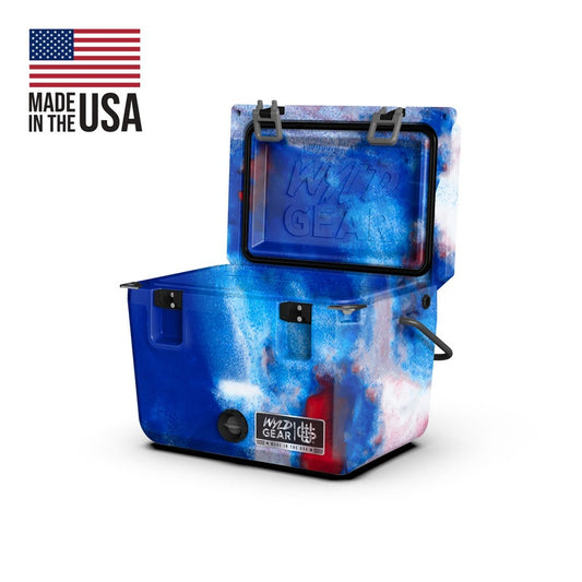 Ladă Frigorifică Wyld Gear 25QT Red/White/Blue Herbertz - Polietilenă Rotomoldată, Izolație Ultra-Eficientă.
