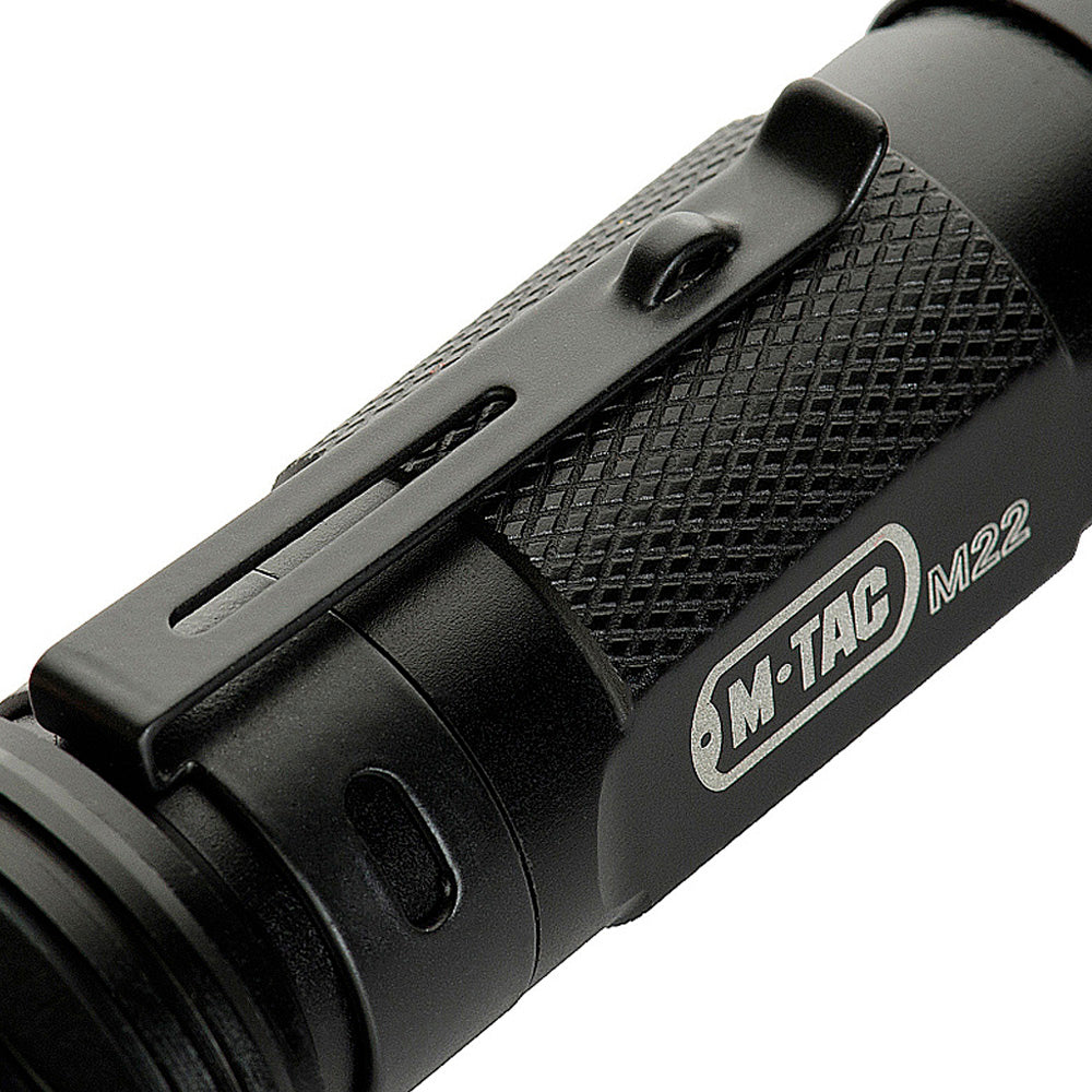 Lanternă Tactică M22-C M-Tac - Putere și Fiabilitate
