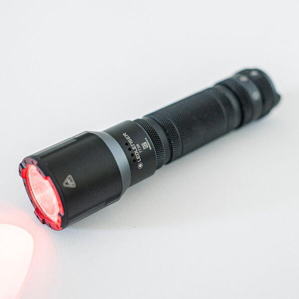 Lanternă TT3R Ledlenser - 1900 Lumeni, Reîncărcabilă USB, Tactică - 8