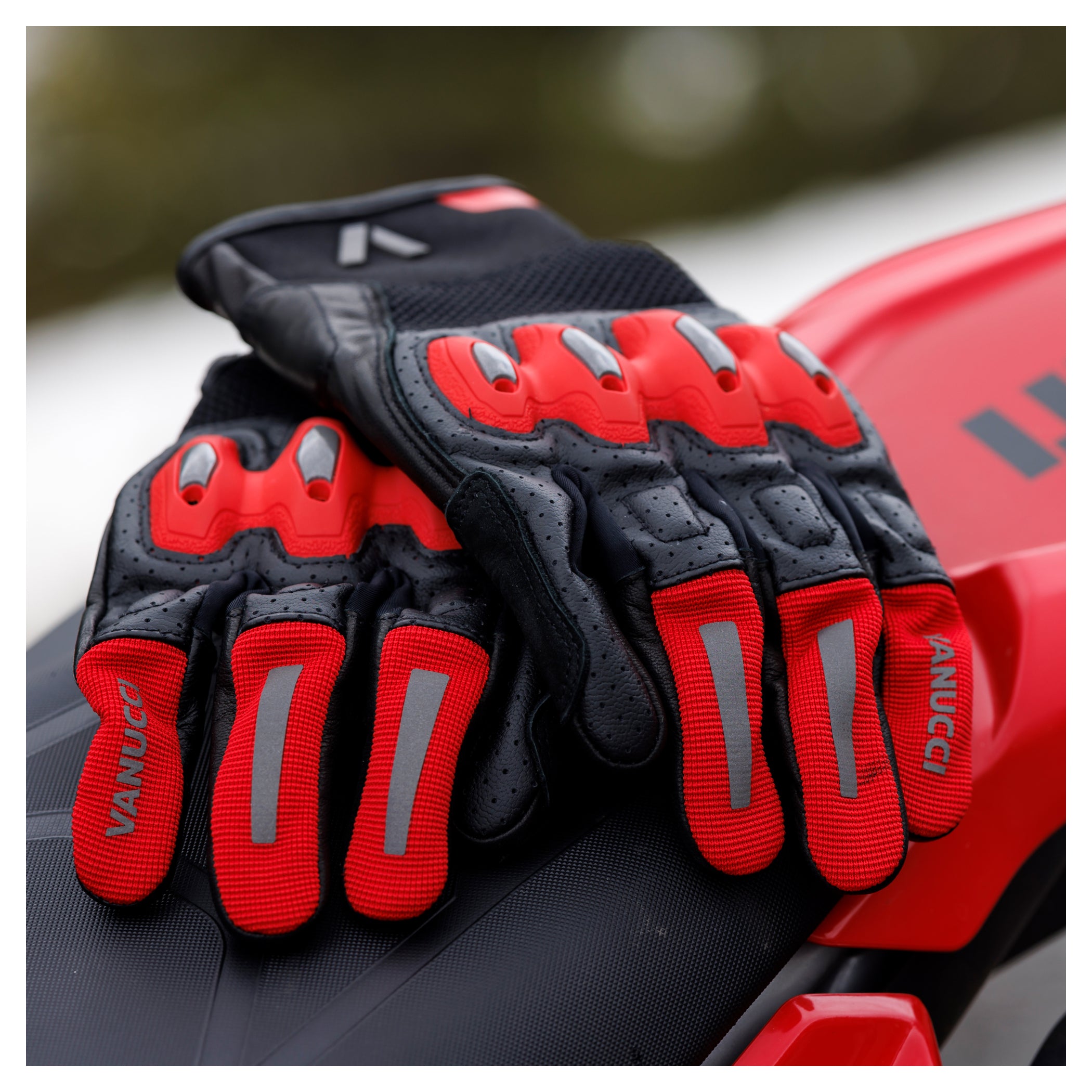 Mănuși Moto Vanucci VUG-4 - Protecție și Confort Urban