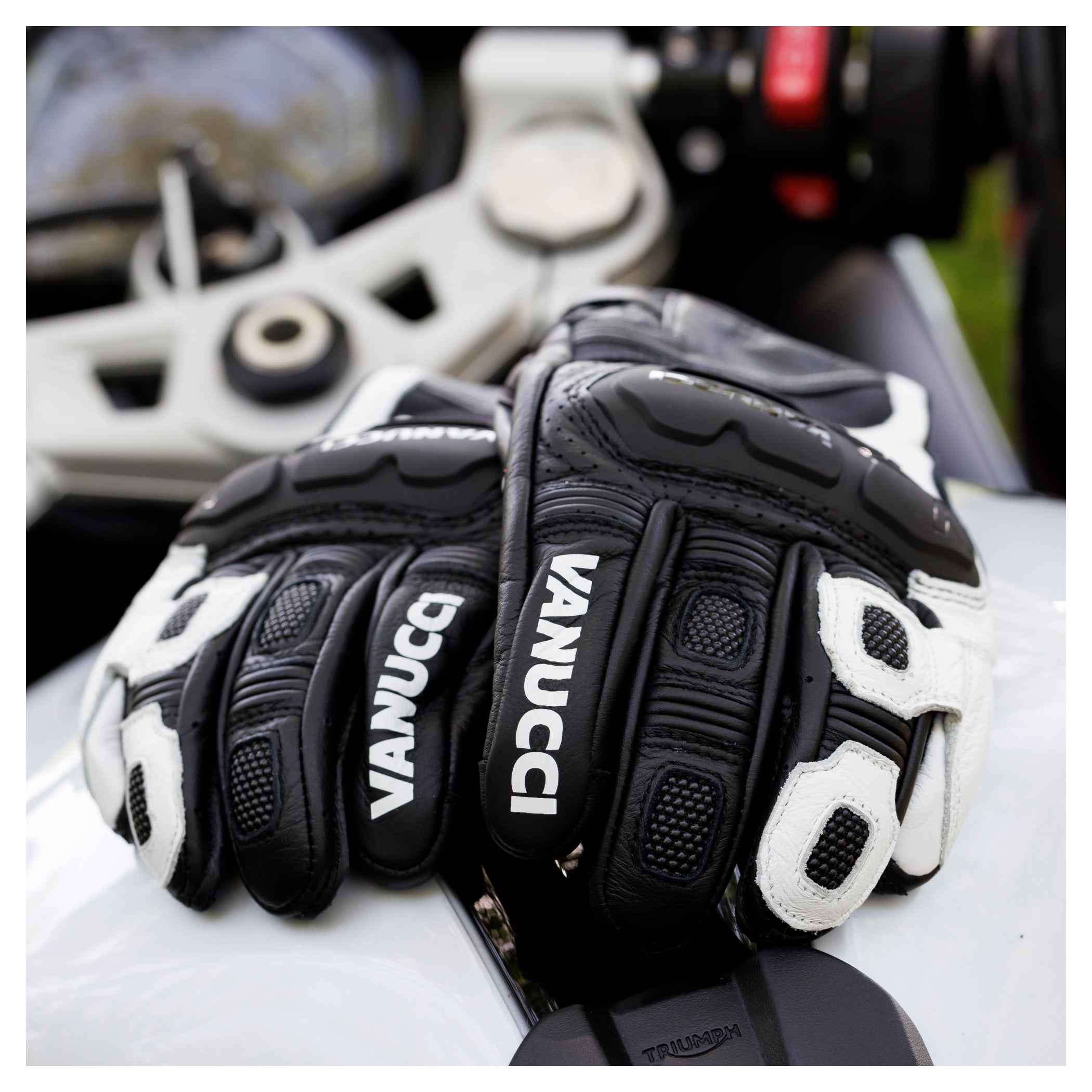 Mănuși Moto VSG-4 Vanucci - Protecție & Confort Sportiv