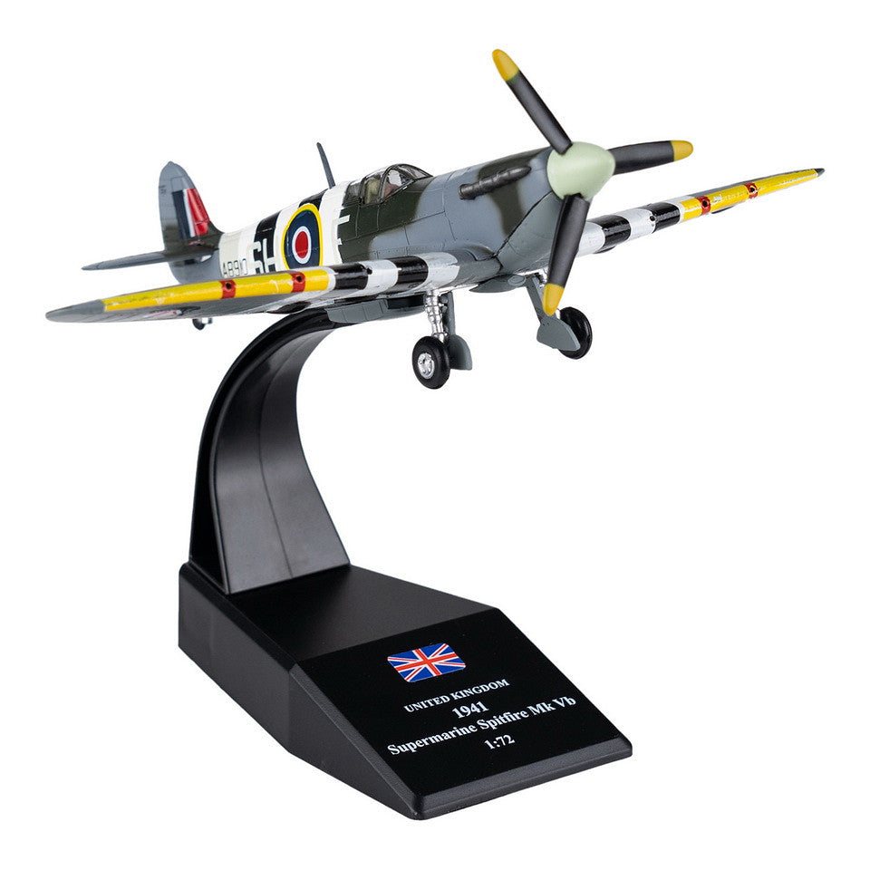 Model Die-cast Supermarine Spitfire MK VB D-Day 1:72 - Simbol al Victoriei