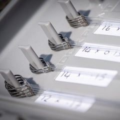 Organizator Cârlige Guru - Compact, Rezistent, Pescuit Crap - 8