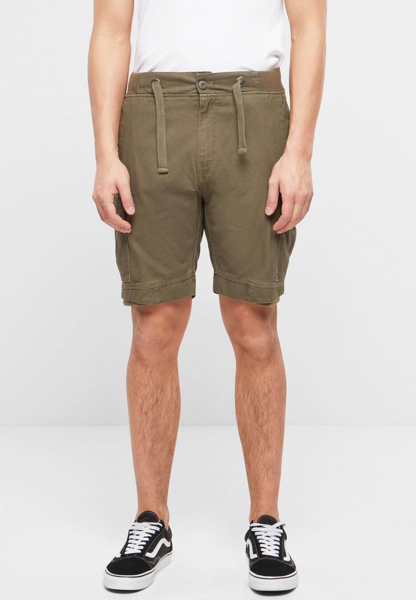 Pantaloni Scurti Packham Vintage Olive Brandit - Stil si Durabilitate