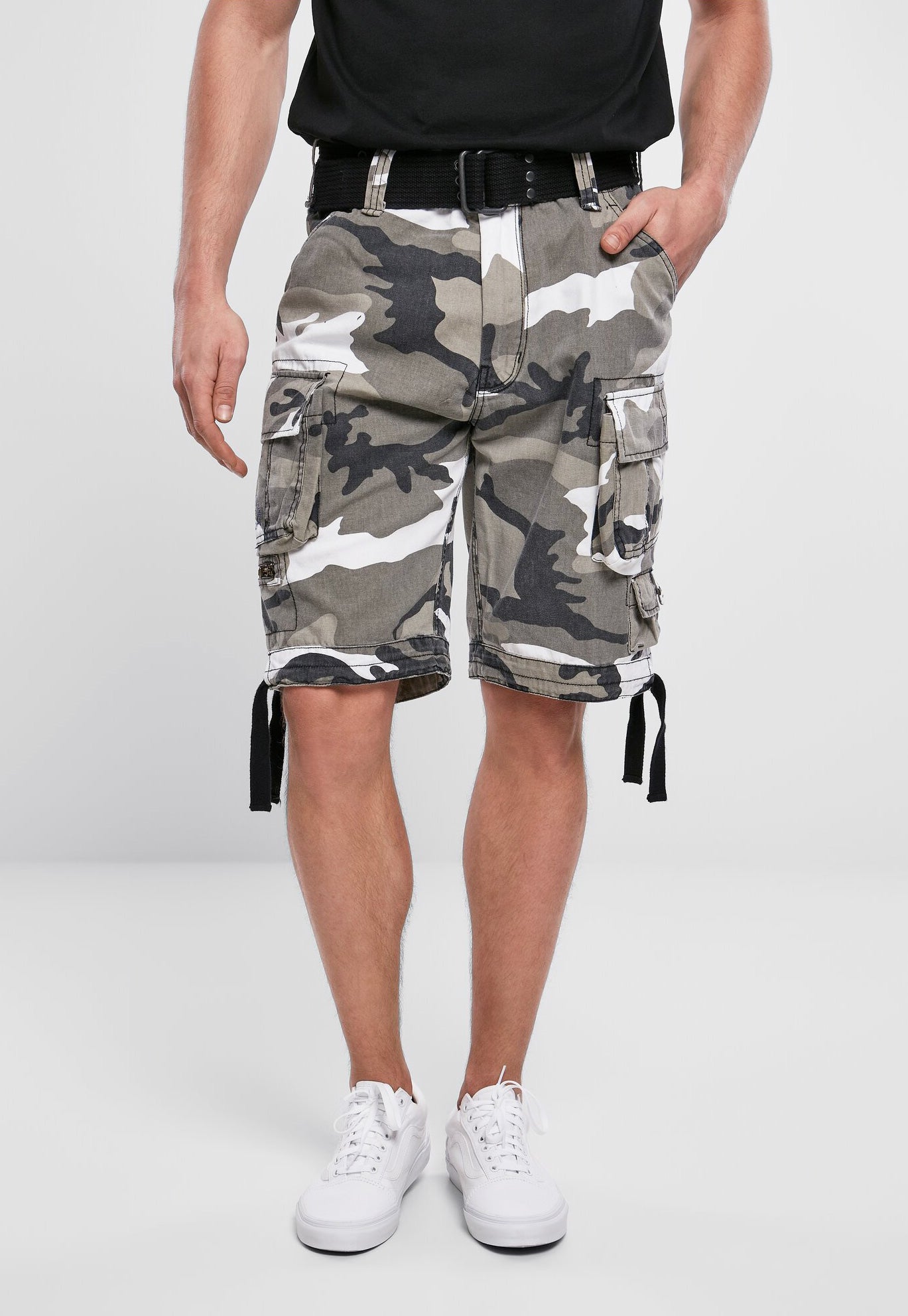 Pantaloni Scurti Savage Vintage Urban Brandit - Libertate de Miscare