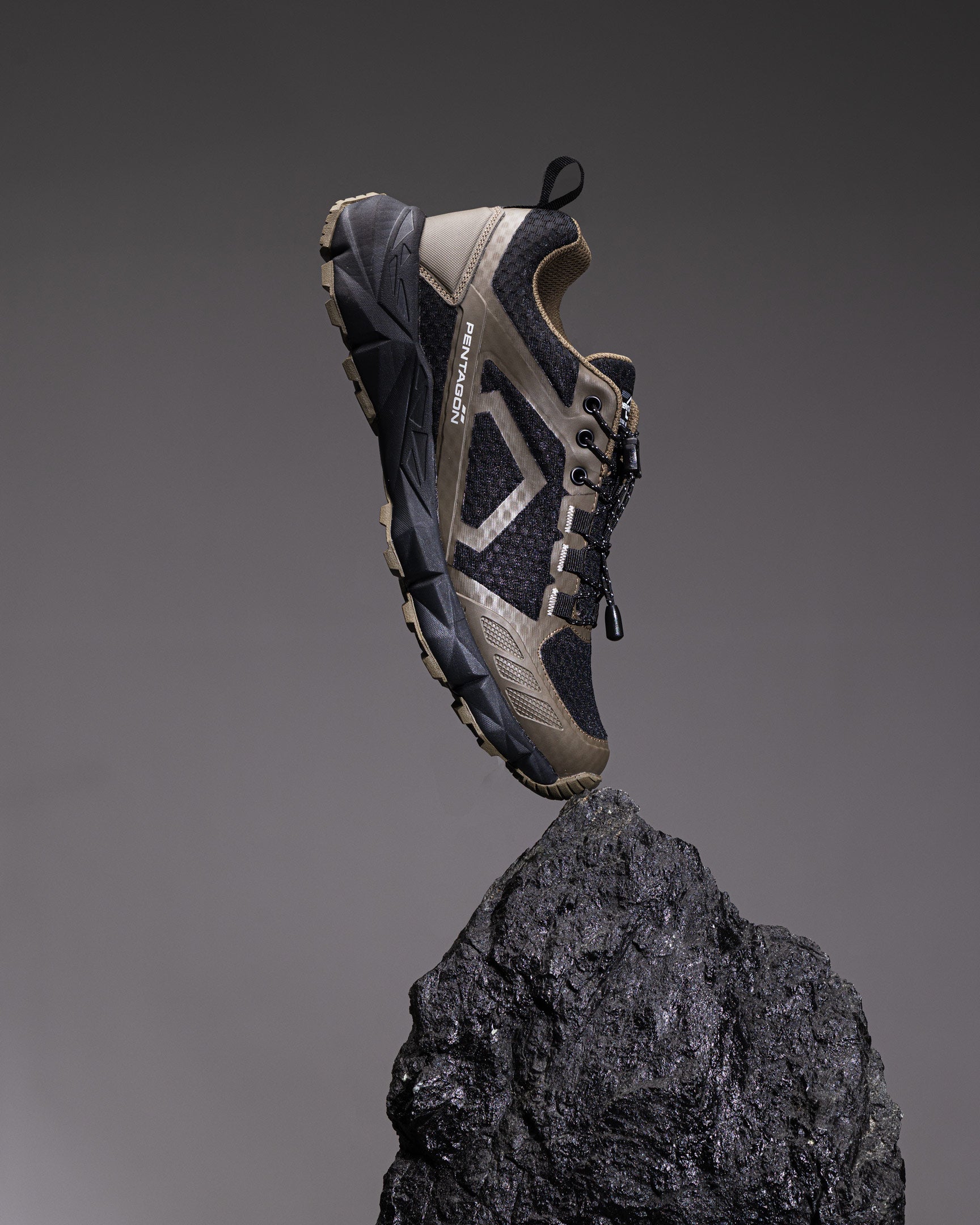 Pantofi Kion Trekking Shoes MK II Tactical Pentagon Tactical - Performanță și Ventilație Optimă în orice Mediu