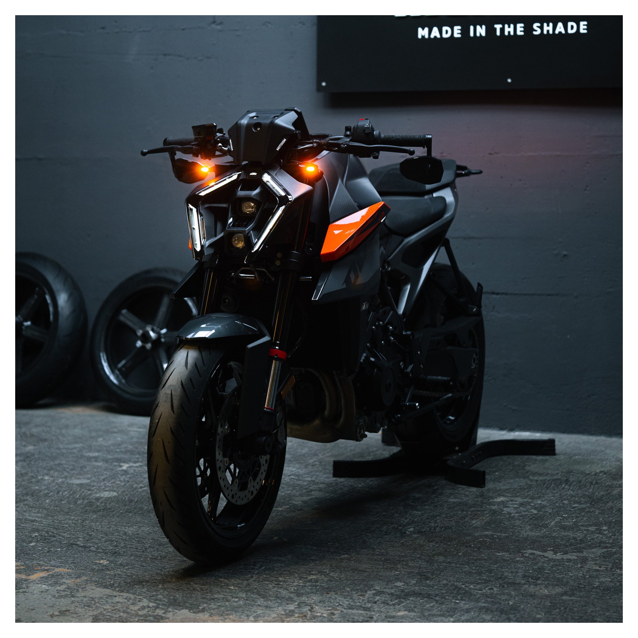 Parbriz Motoism KTM 990 / 1390 Duke 24- - Design Compact, Negru Mat