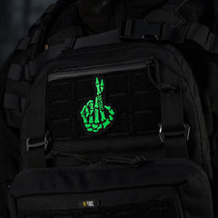 Patch Crossed Fingers M-Tac - Noroc și Rezistență Neagră