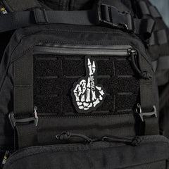 Patch Crossed Fingers M-Tac - Noroc și Rezistență Neagră