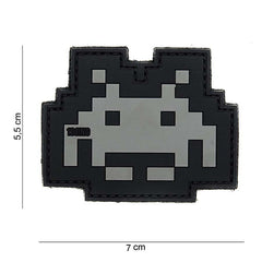 Patch Emblema 3D PVC Space Invader Gri/Negru - Afirmă-ți Atitudinea