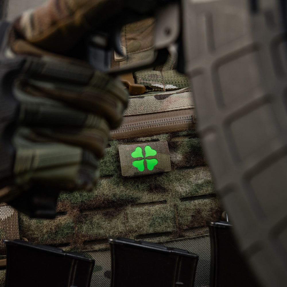 Patch Moral MOLLE Clover M-Tac - Multicam Noroc și Protecție