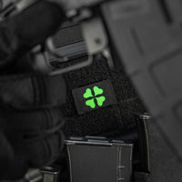 Patch Moral MOLLE Clover M-Tac - Negru cu Simbol Norocos