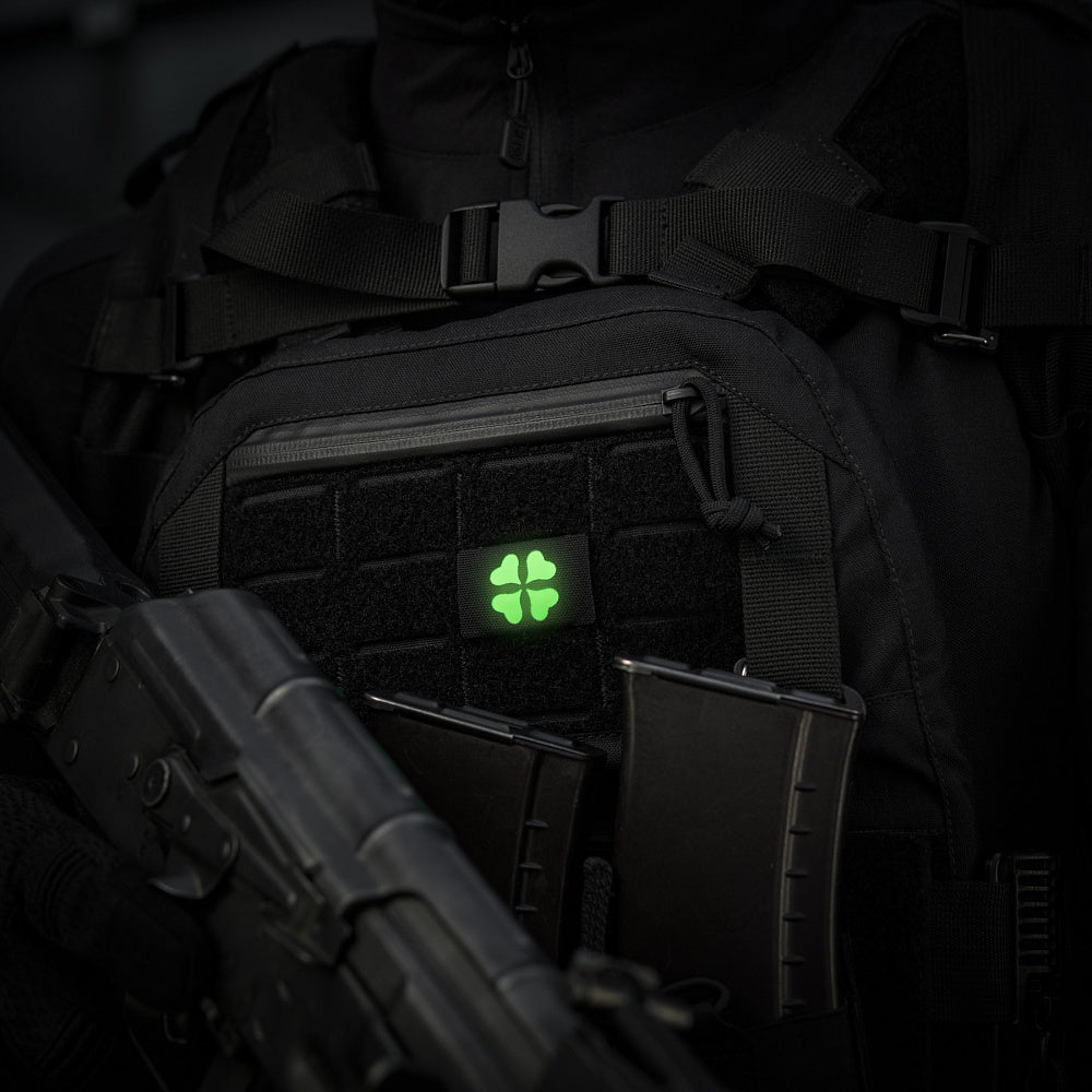 Patch Moral MOLLE Clover M-Tac - Negru cu Simbol Norocos