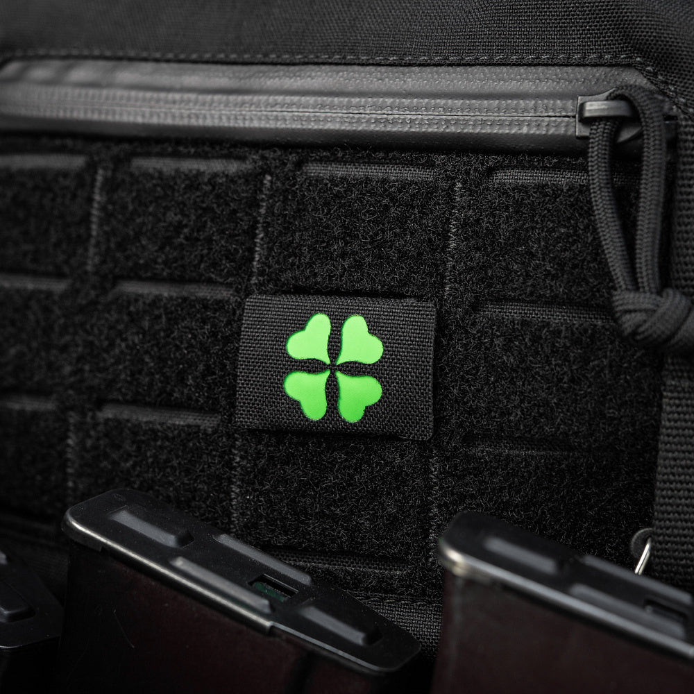 Patch Moral MOLLE Clover M-Tac - Negru cu Simbol Norocos