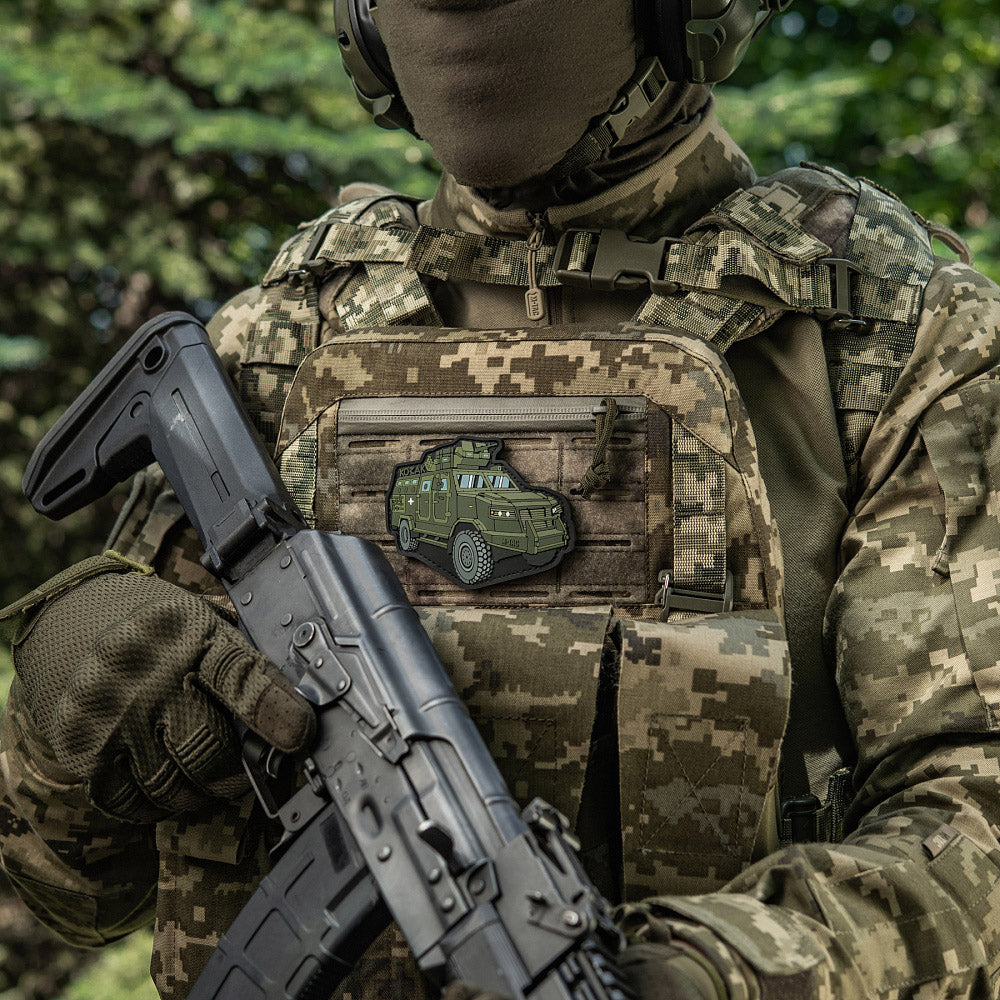 Patch PVC Kozak M-Tac - Mașina de Luptă Iconic Ukrainiană