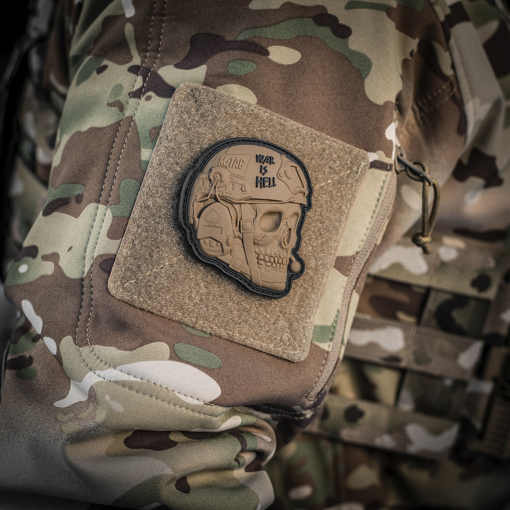 Patch War is Hell 3D PVC M-Tac - Coyote, Mesaj Puternic