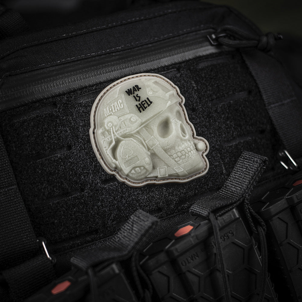 Patch War is Hell 3D PVC M-Tac - Negru/Fosforescent