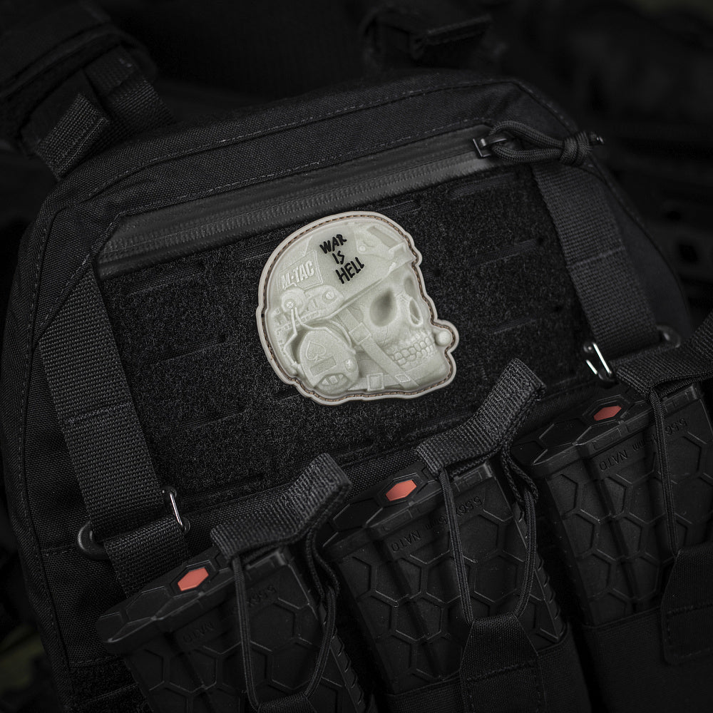 Patch War is Hell 3D PVC M-Tac - Negru/Fosforescent