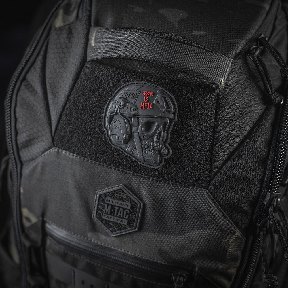 Patch War is Hell 3D PVC M-Tac - Negru, Moral, Autocolant Velcro