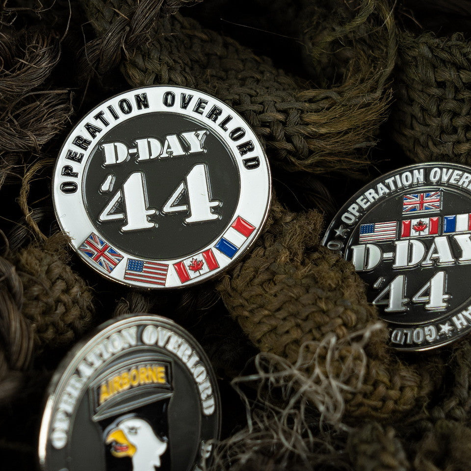 Pin Emblema D-Day 44 Allied Flags - Onorează Eroii și Istoria