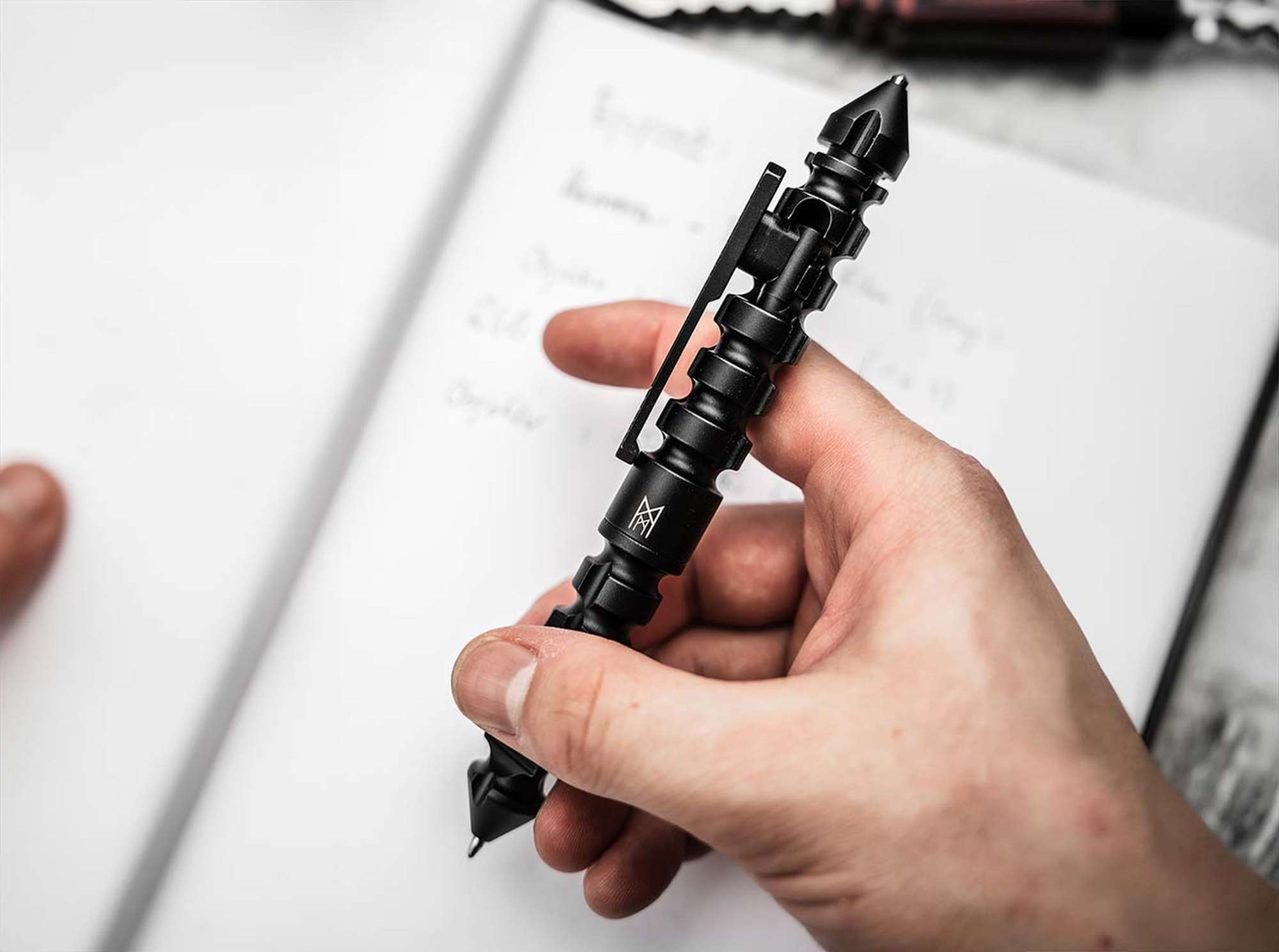 Pix tactic Böker Plus Fat Box Pen Böker- Utilizare Kubotan, Varf spargere sticla