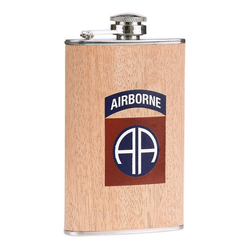 Ploscă 82nd Airborne Lemn - Compania Fidelă în Orice Misiune
