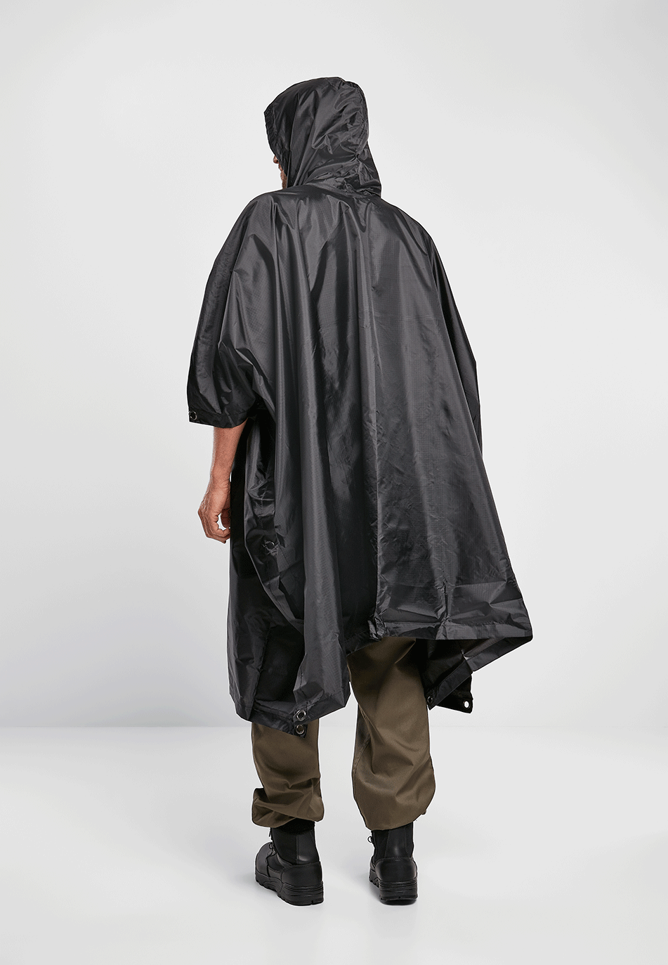 Poncho Ripstop Negru Brandit - Protectie Esentiala