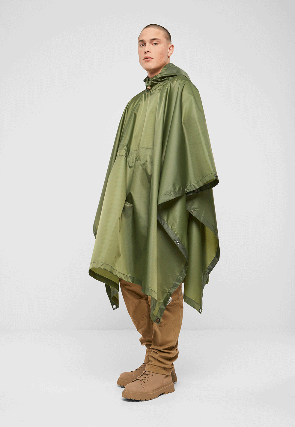 Poncho Ripstop Olive Brandit - Protectie Durabila in Orice Vreme