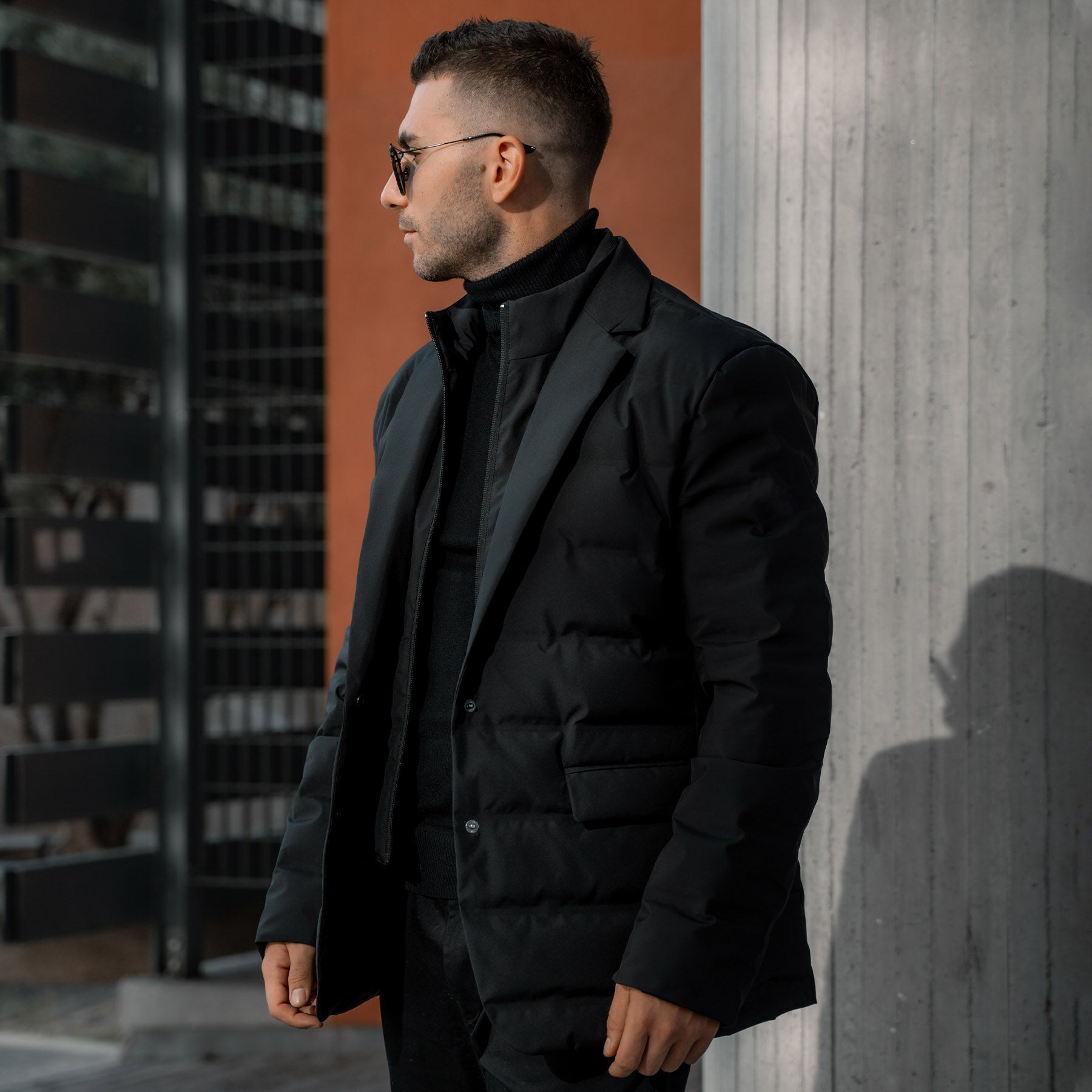Produs Alpha Down Blazer Black Pentagon Tactical - Stil Distins și Confort Termic Superior