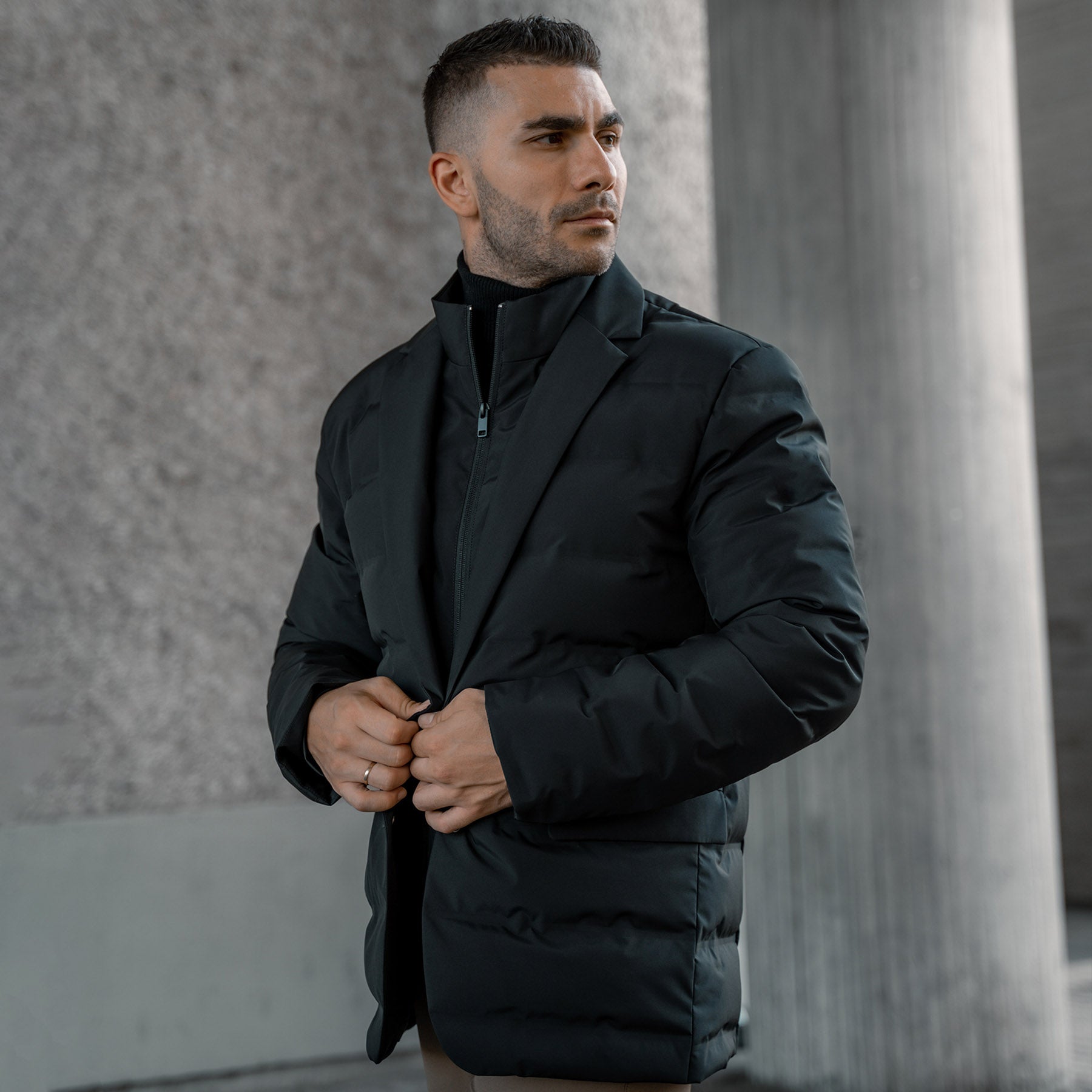Produs Alpha Down Blazer Black Pentagon Tactical - Stil Distins și Confort Termic Superior