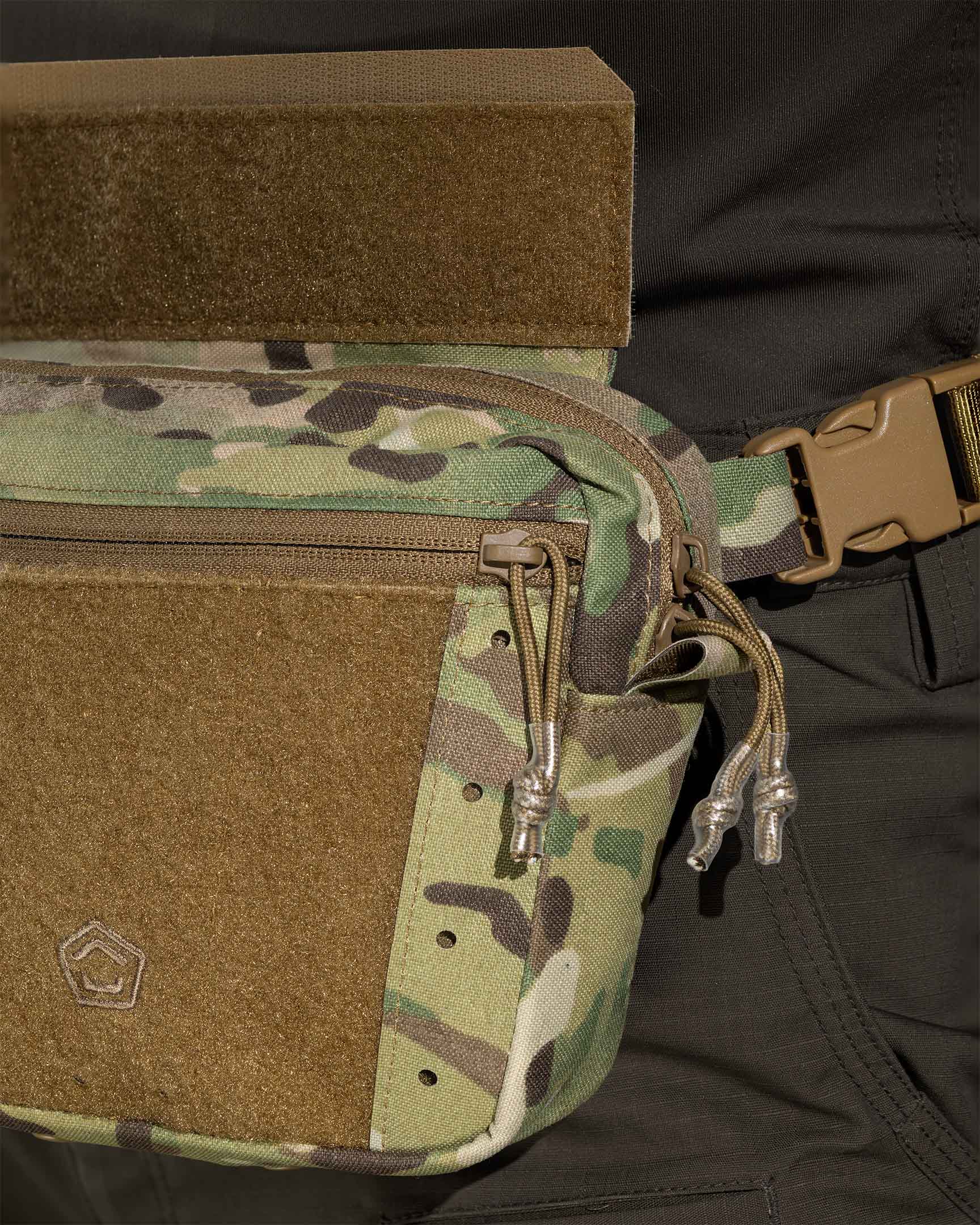 Produs Amina Dangler Pouch Multicam ® -Mc Multicam Pentagon Tactical - Versatilitate Misionară și Acces Rapid