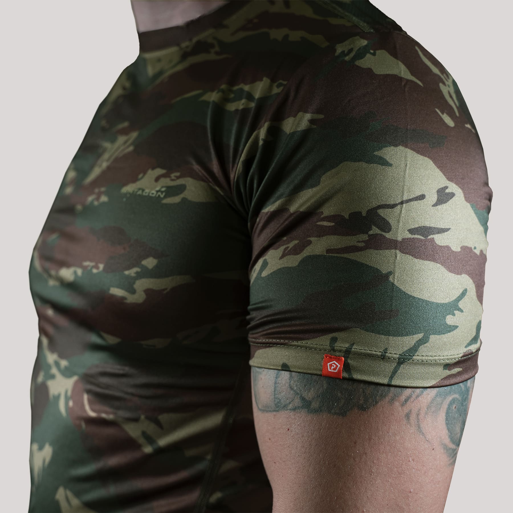 Produs Apollo Tac-Fresh Camo Gr.camo Pentagon Tactical - Performanță și Ventilație Optimă în orice Mediu